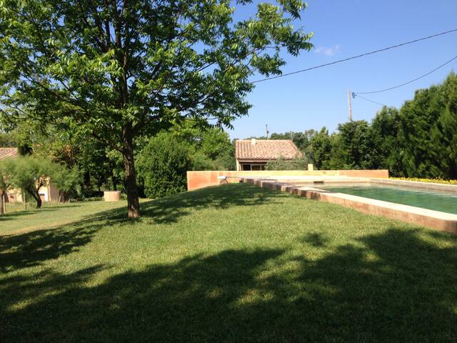 Casa rural “masía” con piscina gallery image 2