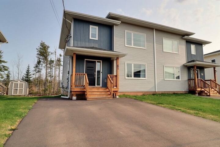 Beautiful Home in Moncton North! gallery image 2