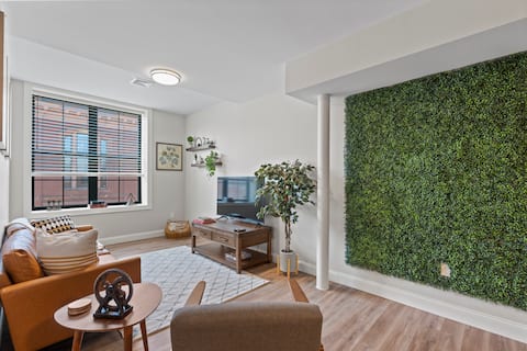 Charming Loft in Historic Lawrence