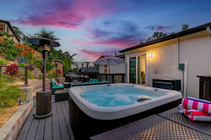 6BR in Mission Hills-Little Italy Area