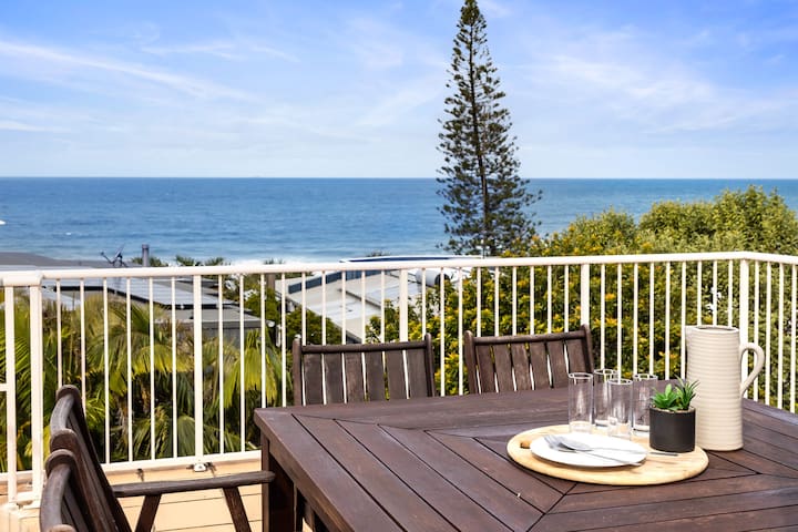 Salty Stays on Stevens St Ocean Views Top Deck