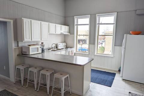 2 Bedroom Apartment in the Heart of Robinson