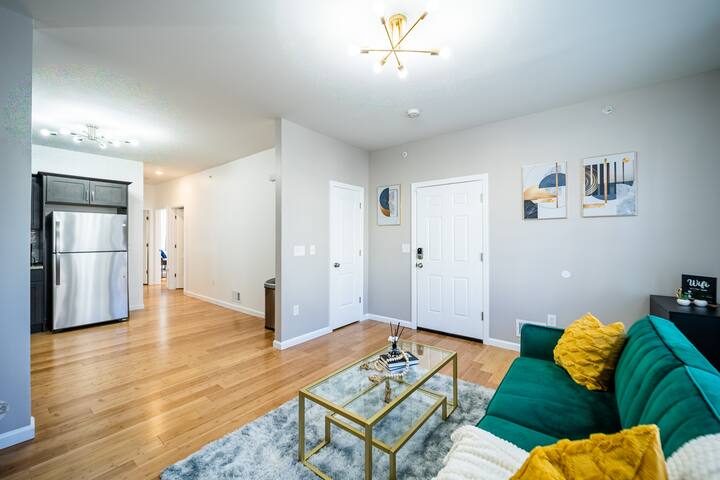 Luxury 6 Bedroom Home Near NYC & EWR Airport! gallery image 4