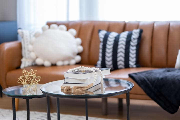 Luxury 6 Bedroom Home Near NYC & EWR Airport!