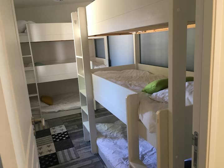 غرفة النوم 2