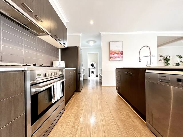 Five Bedrooms Double Story House22 gallery image 4