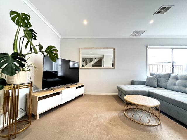 Five Bedrooms Double Story House22