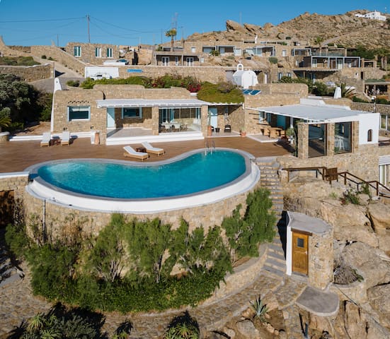 Executive Seaview Villa at Super Paradise Beach