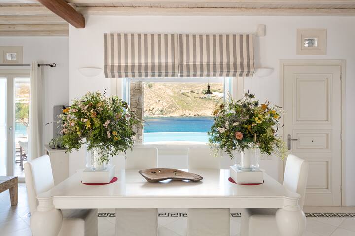 Executive Seaview Villa at Super Paradise Beach gallery image 5