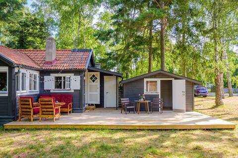 Scenic cabin in Höllviken