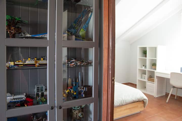 غرفة النوم 2