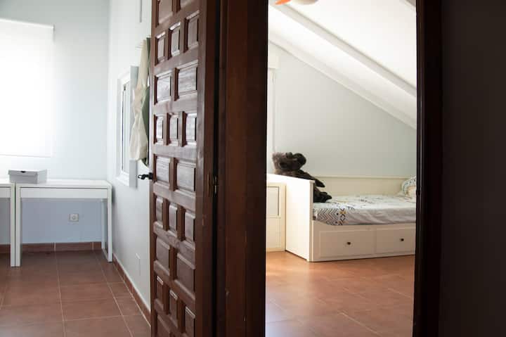 غرفة النوم 1