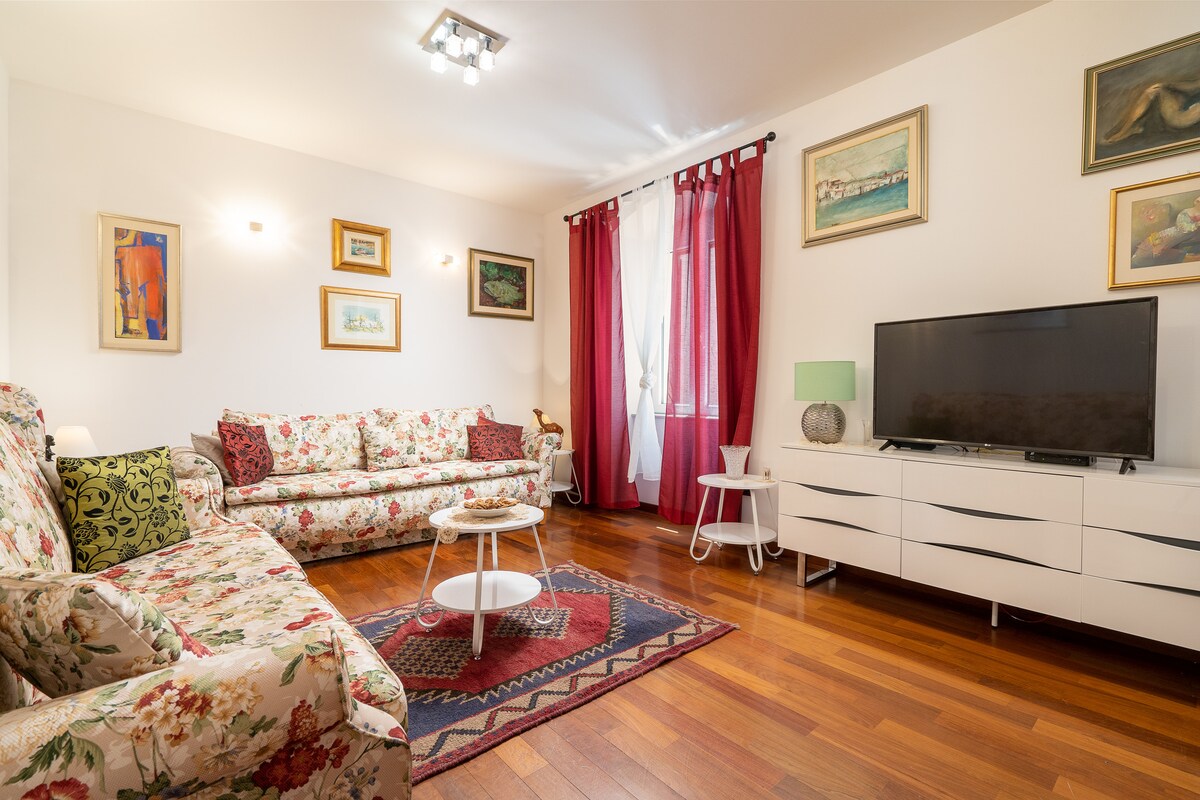 Prostrani dnevni boravak