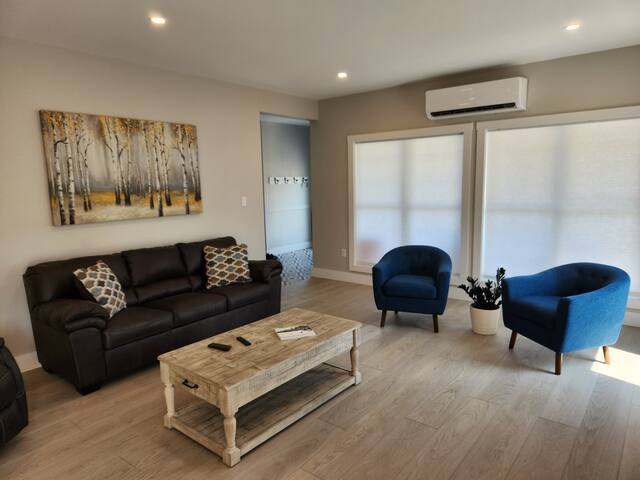 Relax in our “Low Tide” gallery image 3