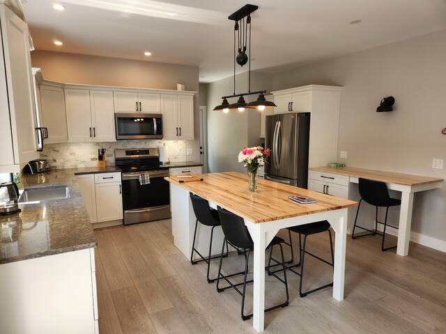 Relax in our “Low Tide” gallery image 5