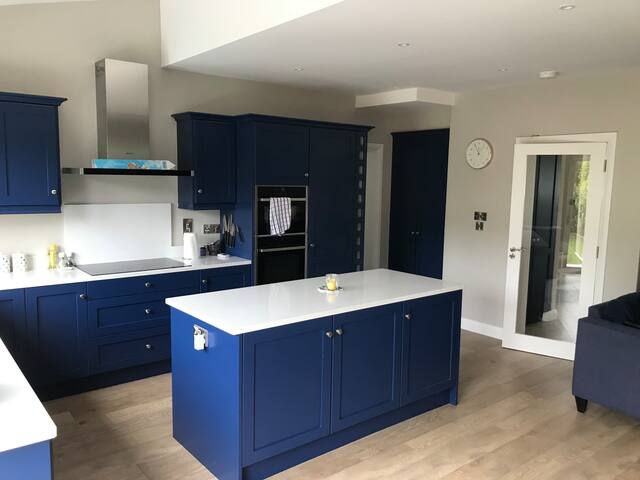 Home in Stillorgan Dublin gallery image 4