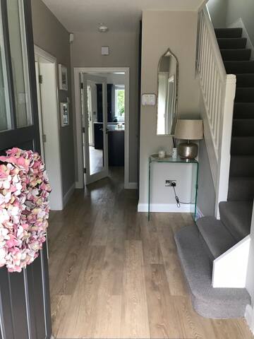 Home in Stillorgan Dublin gallery image 3