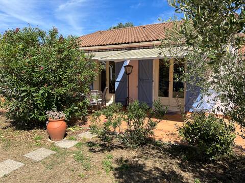 La Grande Mamie 9-person family bungalow
