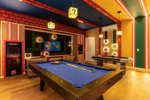 10 BD/ 8 BA Private Pool! Windsor Island (3100 MD)