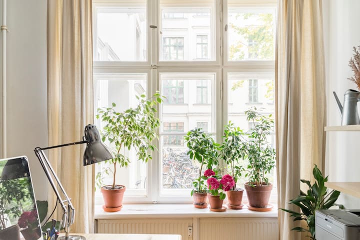 Central Flat, 2 Bedrooms+2 Bathrooms, Full Kitchen