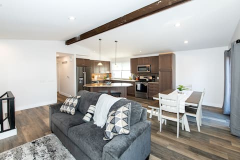 Family Friendly Home Near Parks and Dining