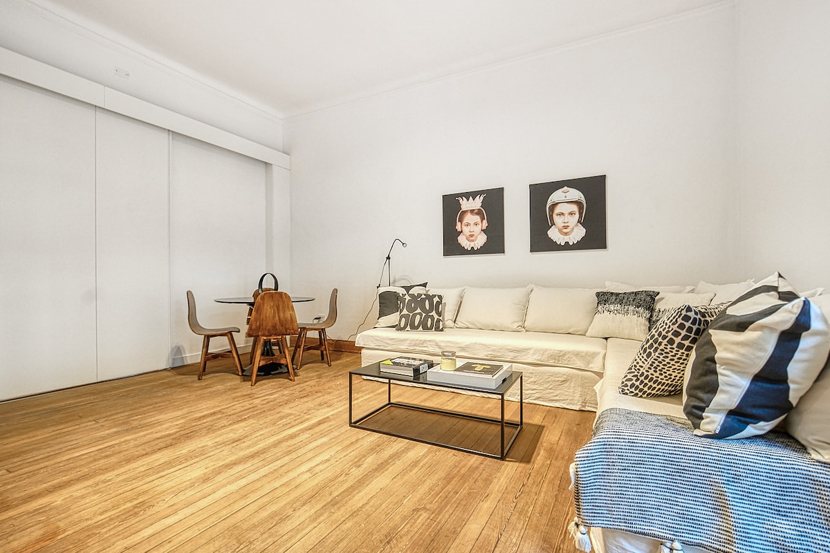 VDT Stylish & Spacious Vintage Apartment Recoleta photo 2
