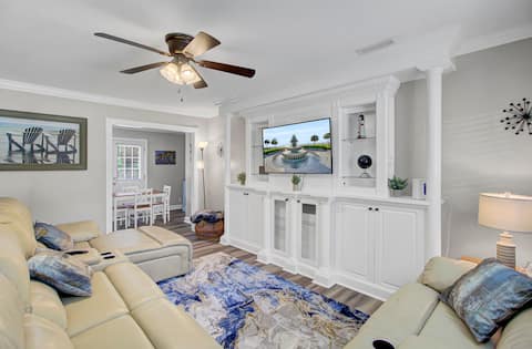 Cozy 3-bd Home Near Everything!