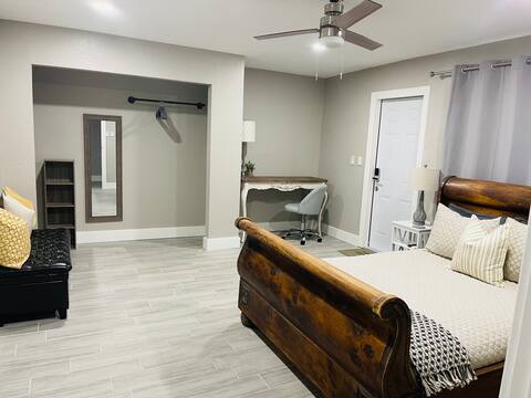 Rustic, Homey Unit 2