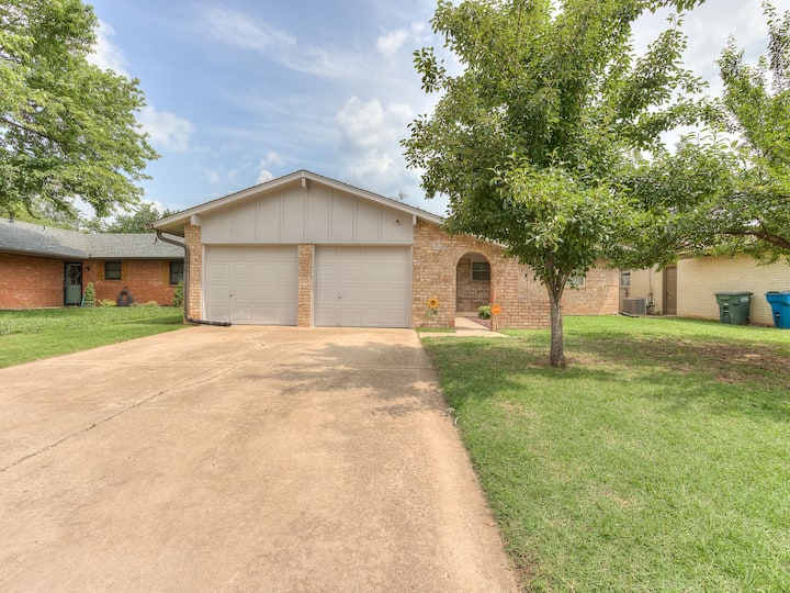 Heart of Edmond Houses for Rent in Edmond, Oklahoma, United States