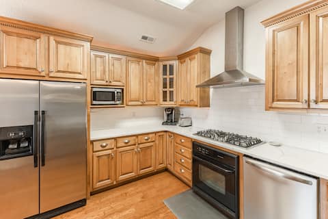 Decatur's nicest Airbnb!