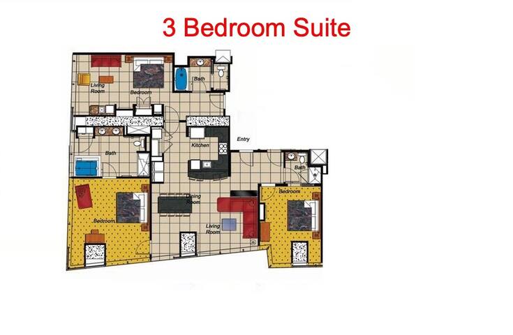 Jacuzzi Suite | Center Strip | Projection Screen gallery image 4