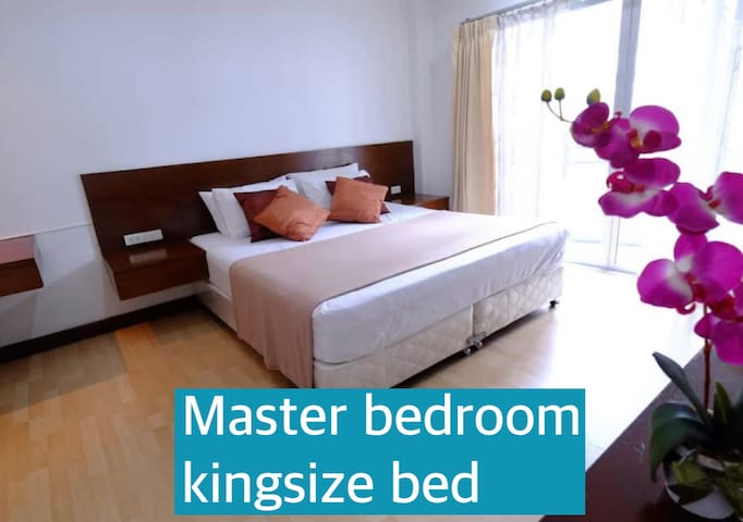 20% discount 12px 4br near bts bkk gallery image 5