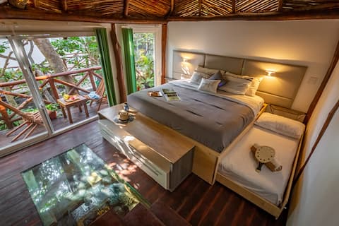 Agua Tree House, flow with nature