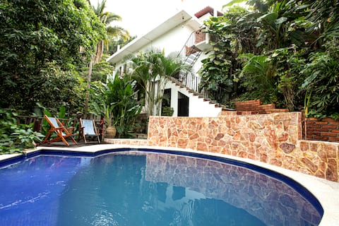 MiraMar:Casa Jungle Private Pool