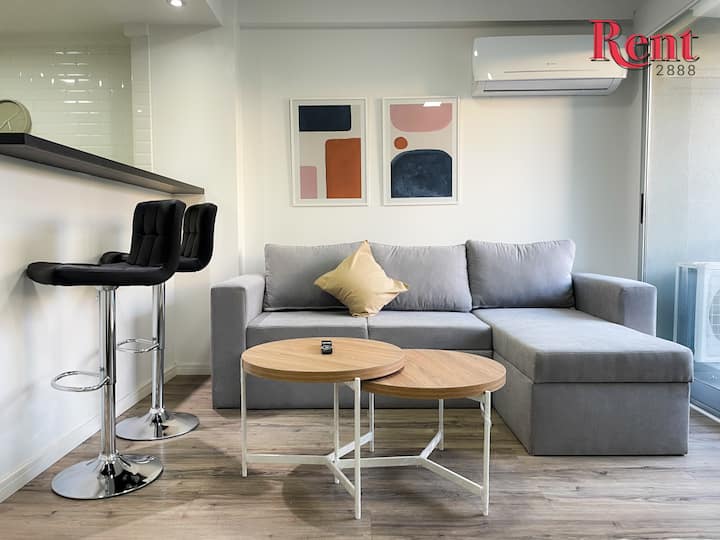 Apartamento mobiliado de 1 quarto com varanda em Almagro