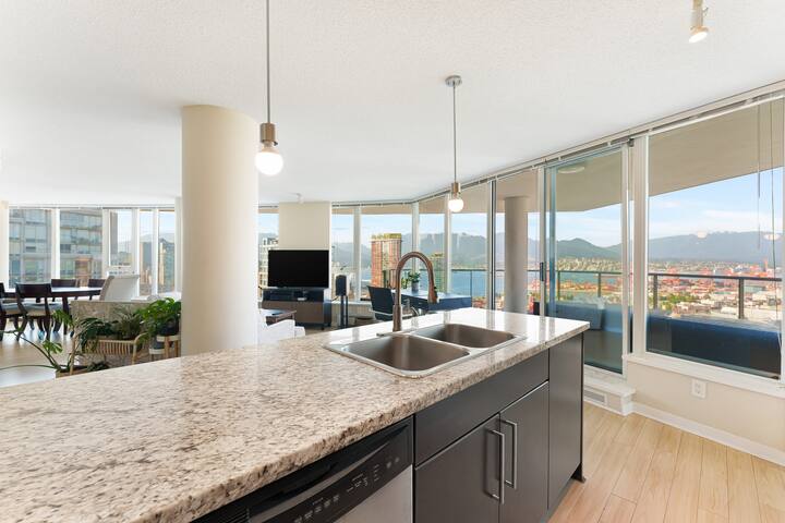 Upper House gallery image 5