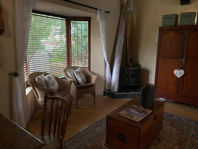 5 Bedroom | Cape Town | Family Home | Pet Friendly gallery image 5