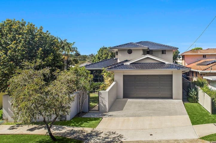 Sawtell Escape – Private Pool – gallery image 3