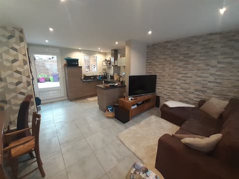 log. proximity ideal train station family/ group