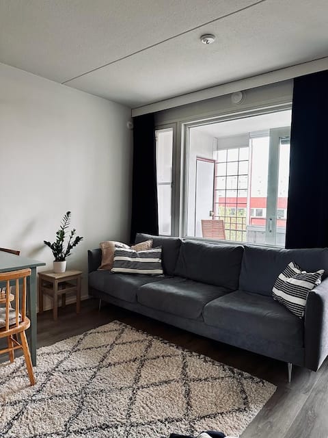Successful Airbnb property: Quiet City Home | Balcony & Parking in Keskinen Suurpiiri