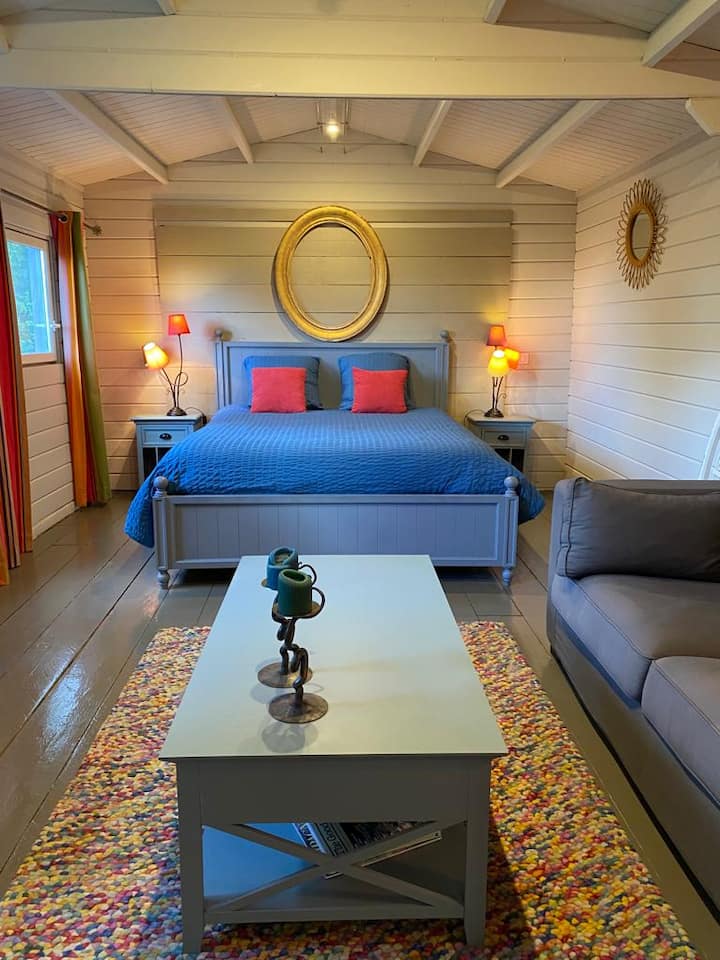 "Tiny House" Avec Vue Imprenable Et Jacuzzi - 費昂斯