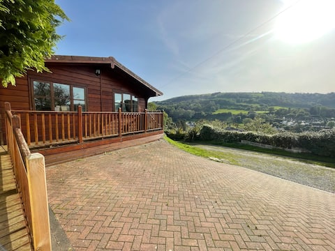 Top performing Airbnb: Holiday Lodge with Stunning Views Close to the Sea in Combe Martin