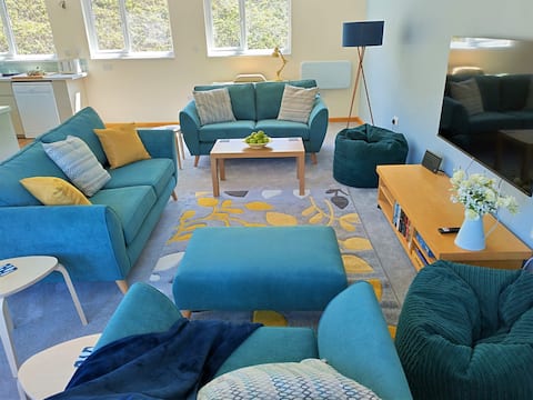 Successful Airbnb property: Beach House, Sea Views, Garden in St. Agnes