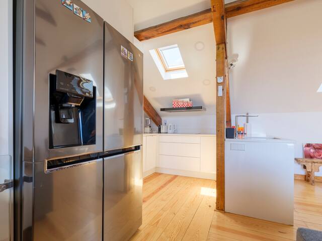 Terrace Apart With View/AC /4 Bedroom+4 Baths gallery image 4