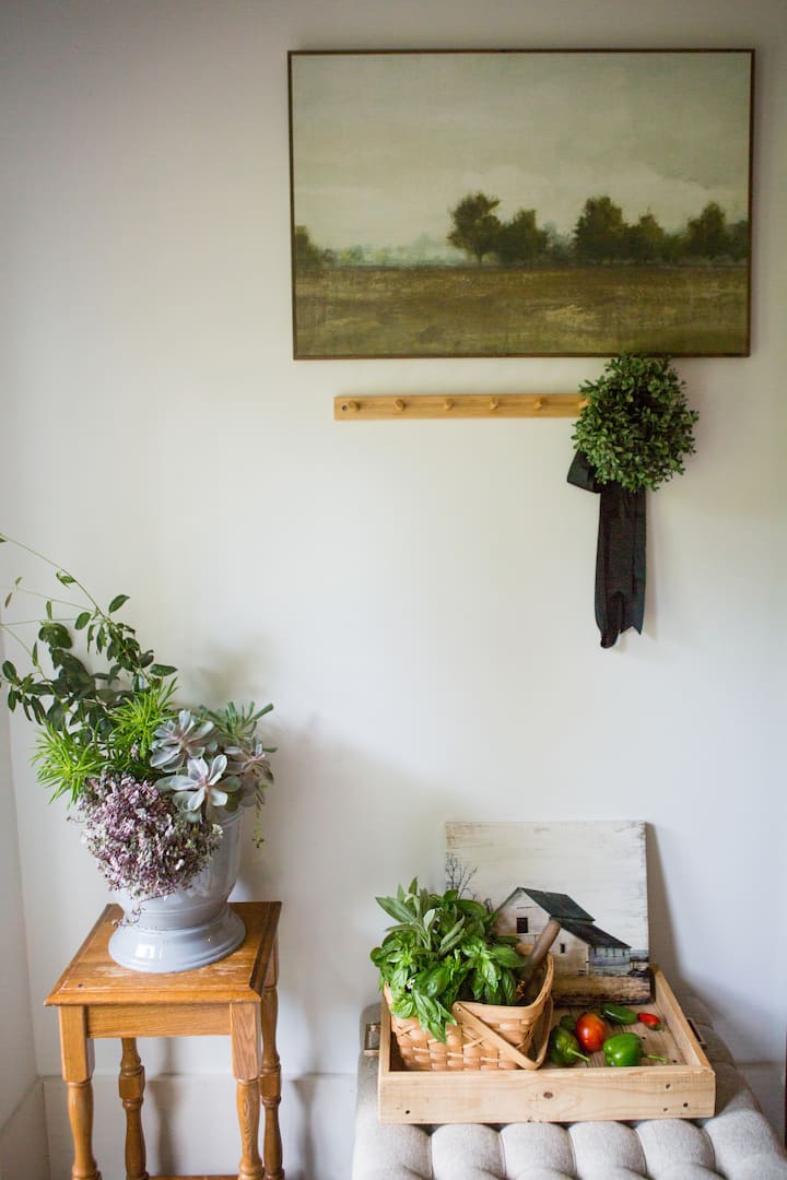 Foyer, front entrance