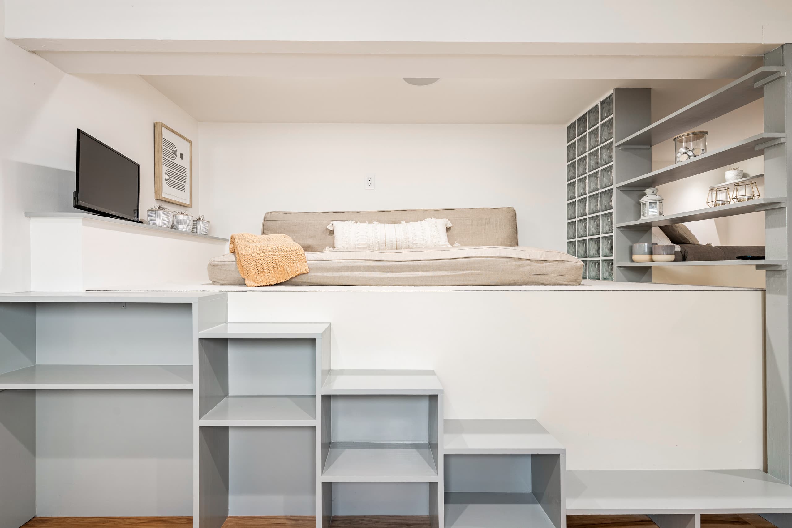 Guesthouse in San Francisco · ★4.64 · Studio · 2 beds · 1 bath - Image 7