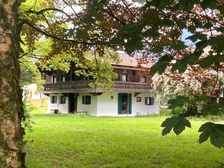 Old "Totschenhäusl" on the Ziller