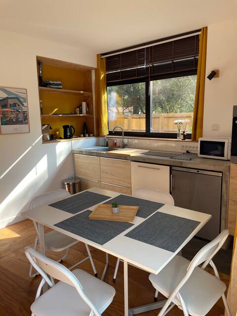 Airbnb performant: Charming flat by the lake, 4 people, Lacanau à Lacanau