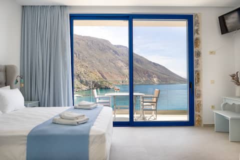 Molos Apartments - Margaritari