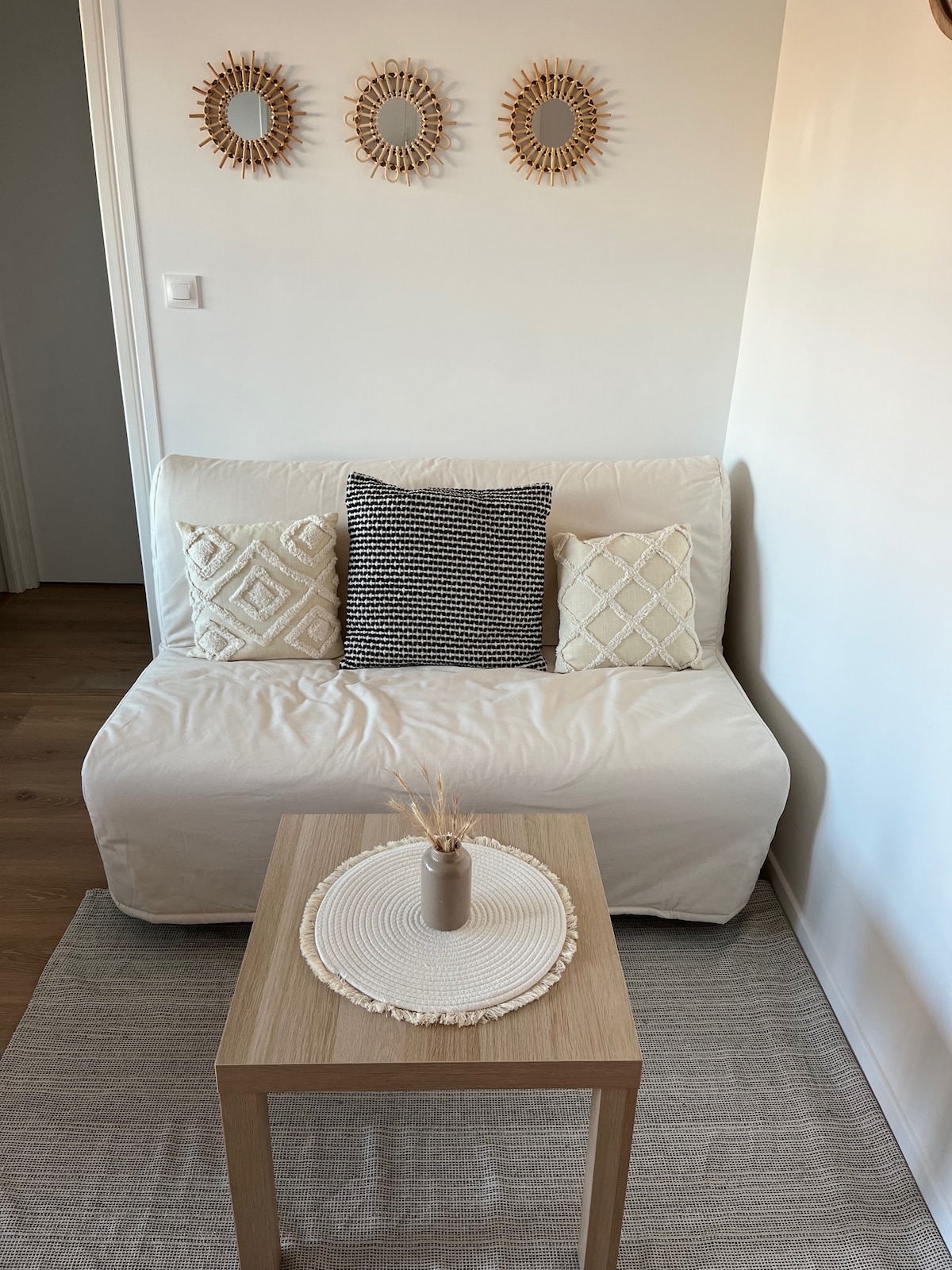 Top performing Airbnb: 400 m and waterfront in Villers Sur Mer